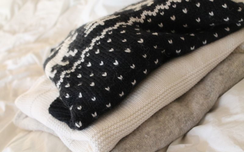 Swetry - jak dbać o swetry - domowe-sposoby.pl