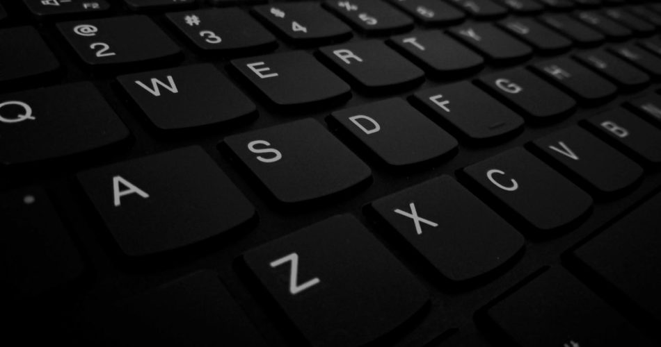 Jak wyczyścić klawiaturę - domowe-sposoby.pl